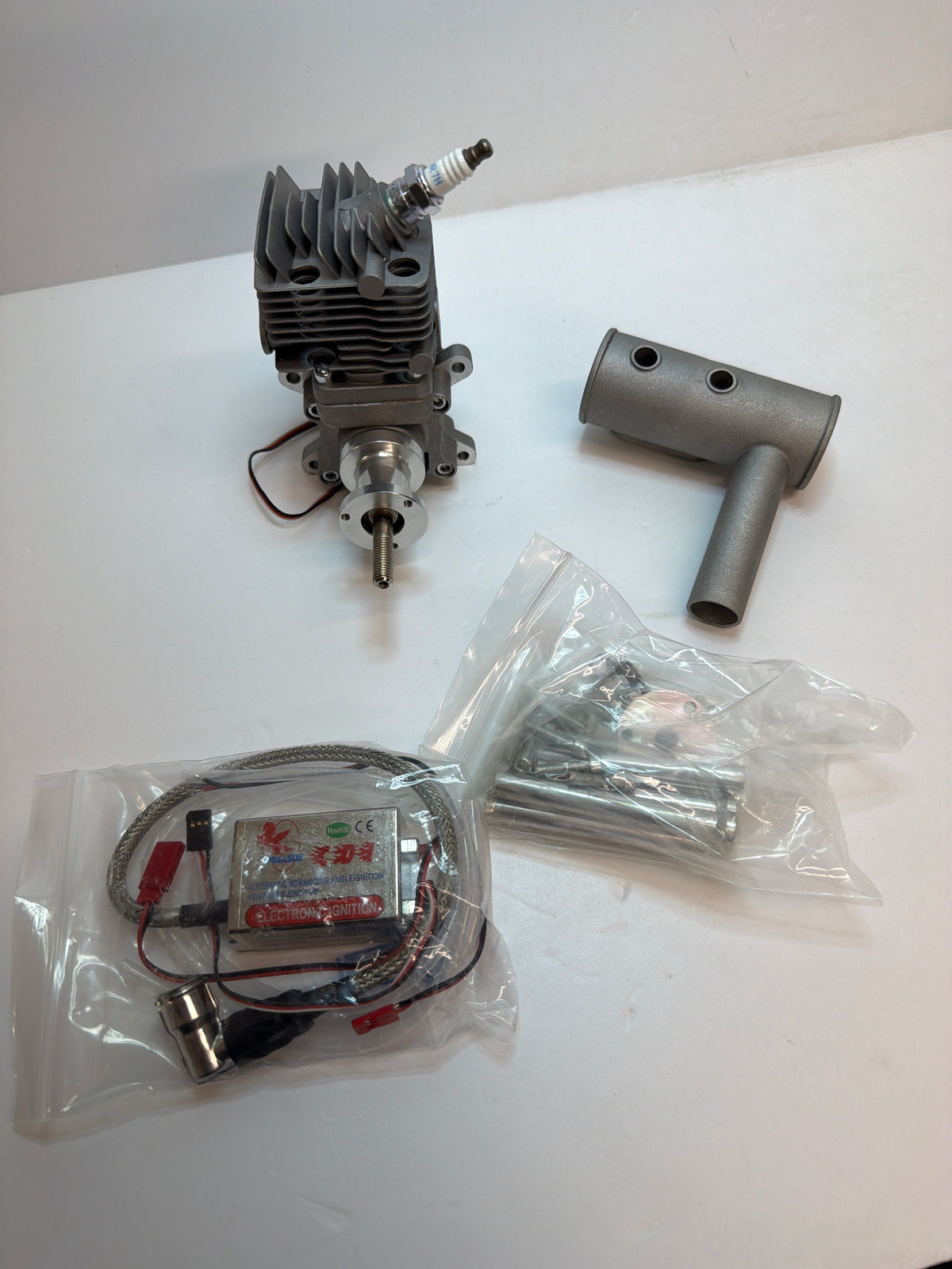 26cc Single Cylinder Side Exhaust 2-Stroke Petrol Engine new in box