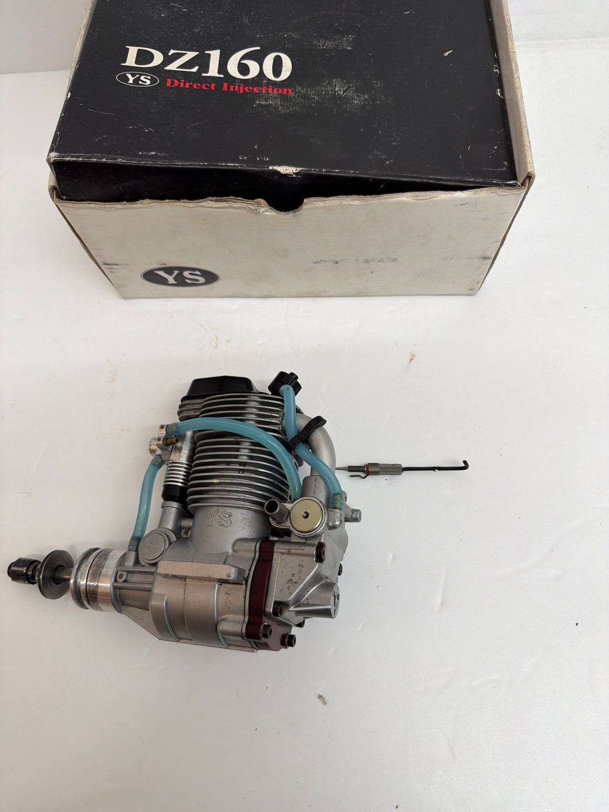 YS DZ160 Four Stroke Engine No Silencer - Second Hand in box YS0088/A0270