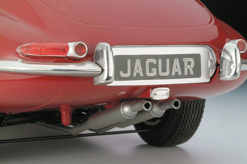 Revell 1/8 Jaguar E-Type 07717