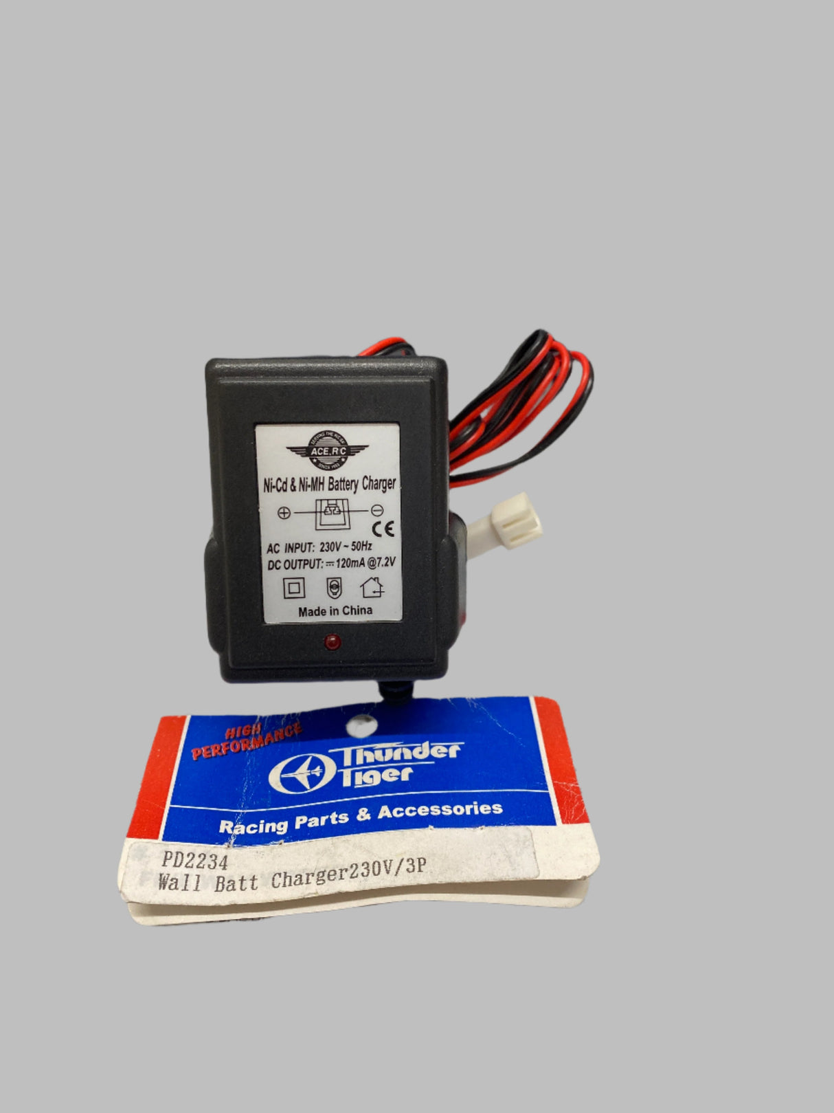 Thunder Tiger/Ace Mains Nimh Battery charger 230v/3P (Box 95)