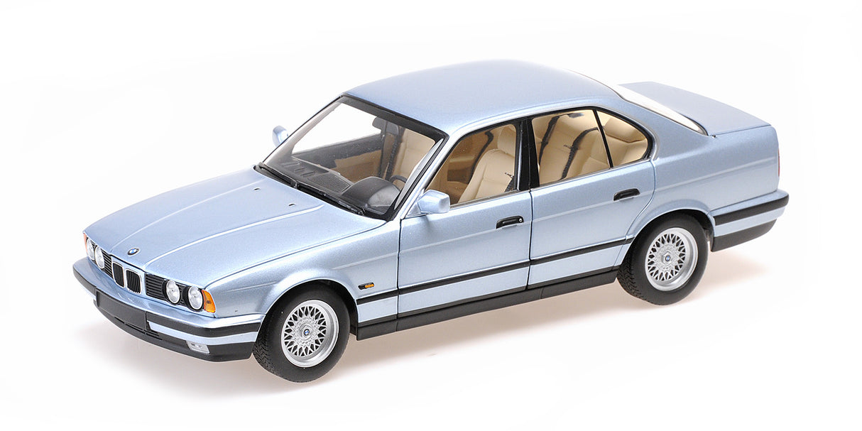 Minichamps Die Cast Collectables - 1:18 1988 BMW 535I (E34) - Light Blue Metallic
