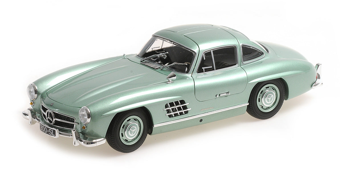 Minichamps Die Cast Collectables - 1:18 1955 Mercedes-Benz 300 Sl (W198) - Light Green Metallic