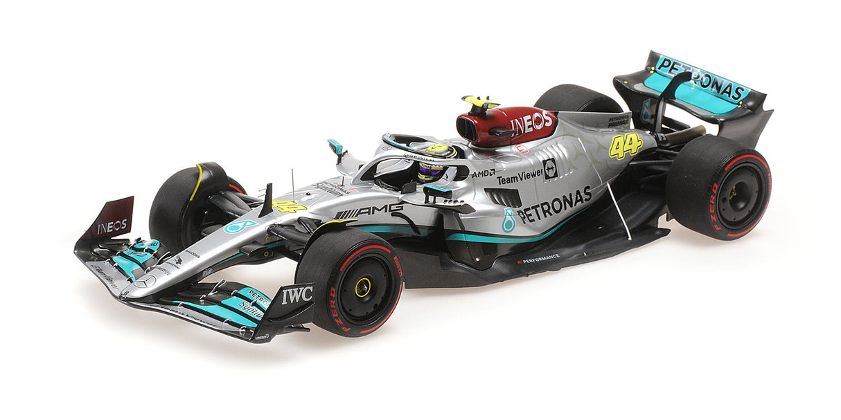 Minichamps Die Cast Collectables - 1:18 Mercedes-AMG Petronas Formula One Team F1 W13 E Performance - Lewis Hamilton - Brazilian GP 2022