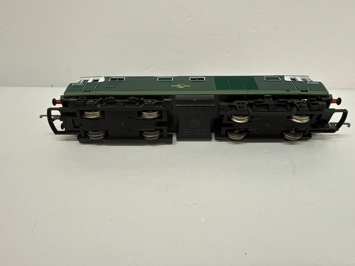 Hornby OO Gauge Rail Road BR GREEN HYMEK CLASS 35 DIESEL LOCOMOTIVE D7063 - SECOND HAND