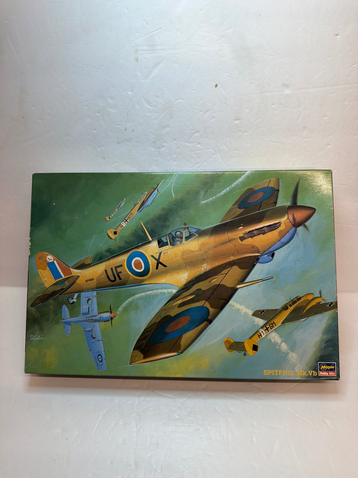 Hasegawa Plastic Model Kit Hasegawa Supermarine Spitfire Mk.Vb ST2 — 1:32