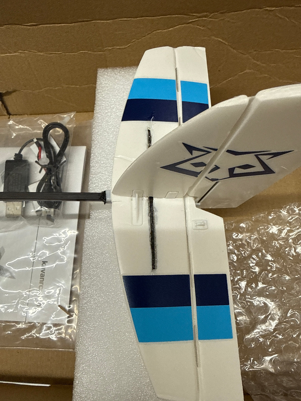 Kavan Sling MINI 616mm ARF - 616mm - Slight mark on tailplane (as per images) & Box Damage