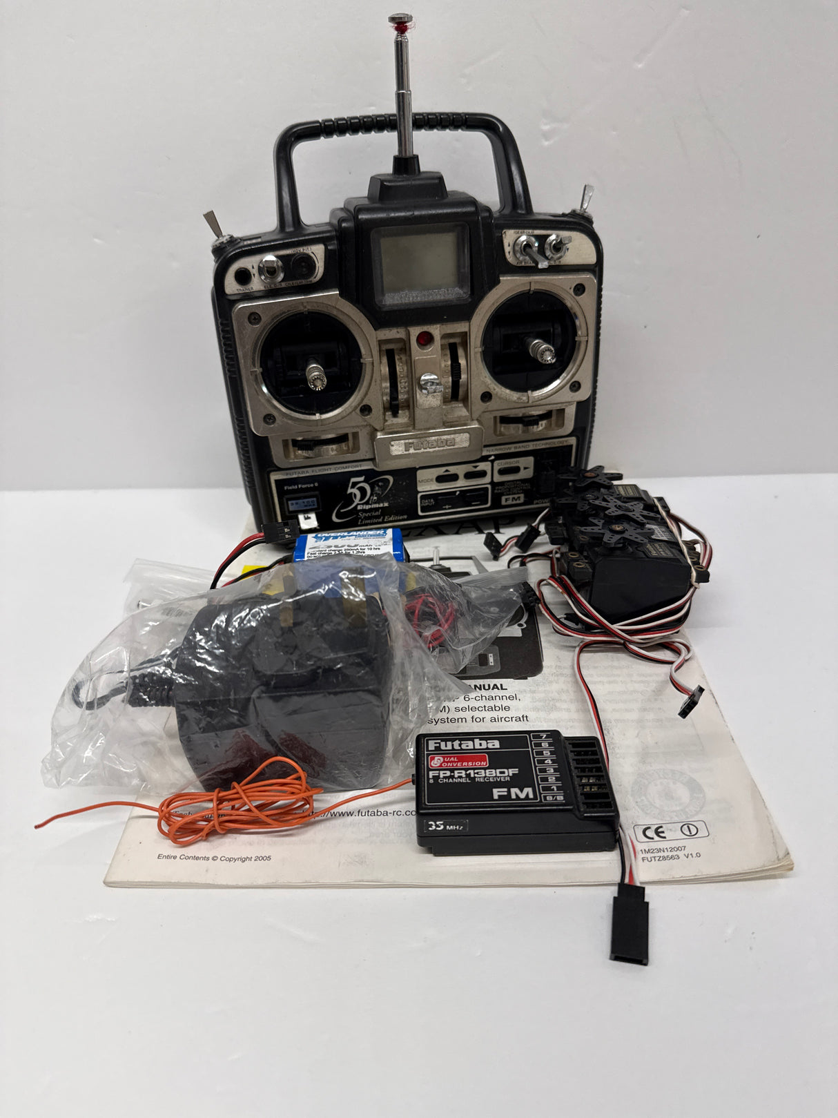 Futaba 35mhz T6X Transmitter + R138DF Receiver + 4 Servos + Charger + Rx Battery - SECOND HAND