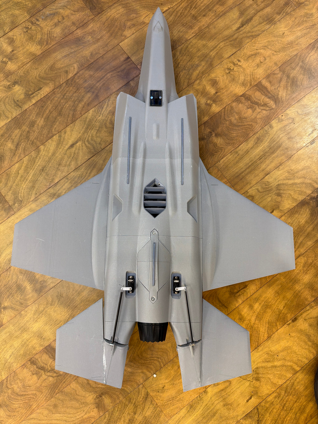 Knights 3D Printed F-35 With FMS FAN escs and servos 59.5cm span