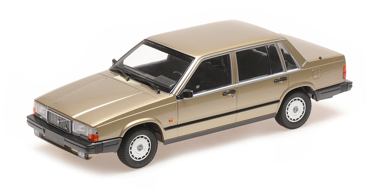 Minichamps Die Cast Collectables - 1:18 1986 Volvo 740 GL - Gold