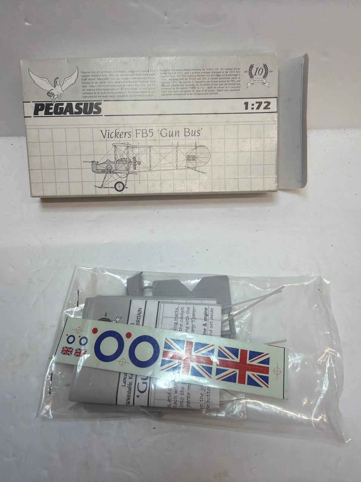 Pegasus Vickers F.B.5 Gun Bus 1/72 Plastic model Kit Vintage