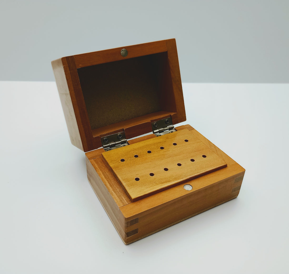WOODEN BOX FOR 12 TOOLS