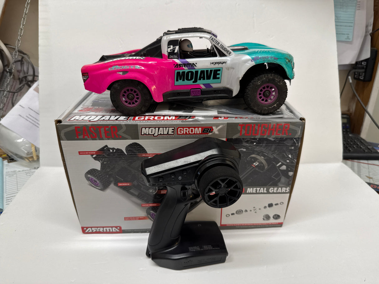 Arrma 1/18 MOJAVE GROM 223S BLX 4X4 DT Brushless with Batt/Charger - Teal - SECOND HAND