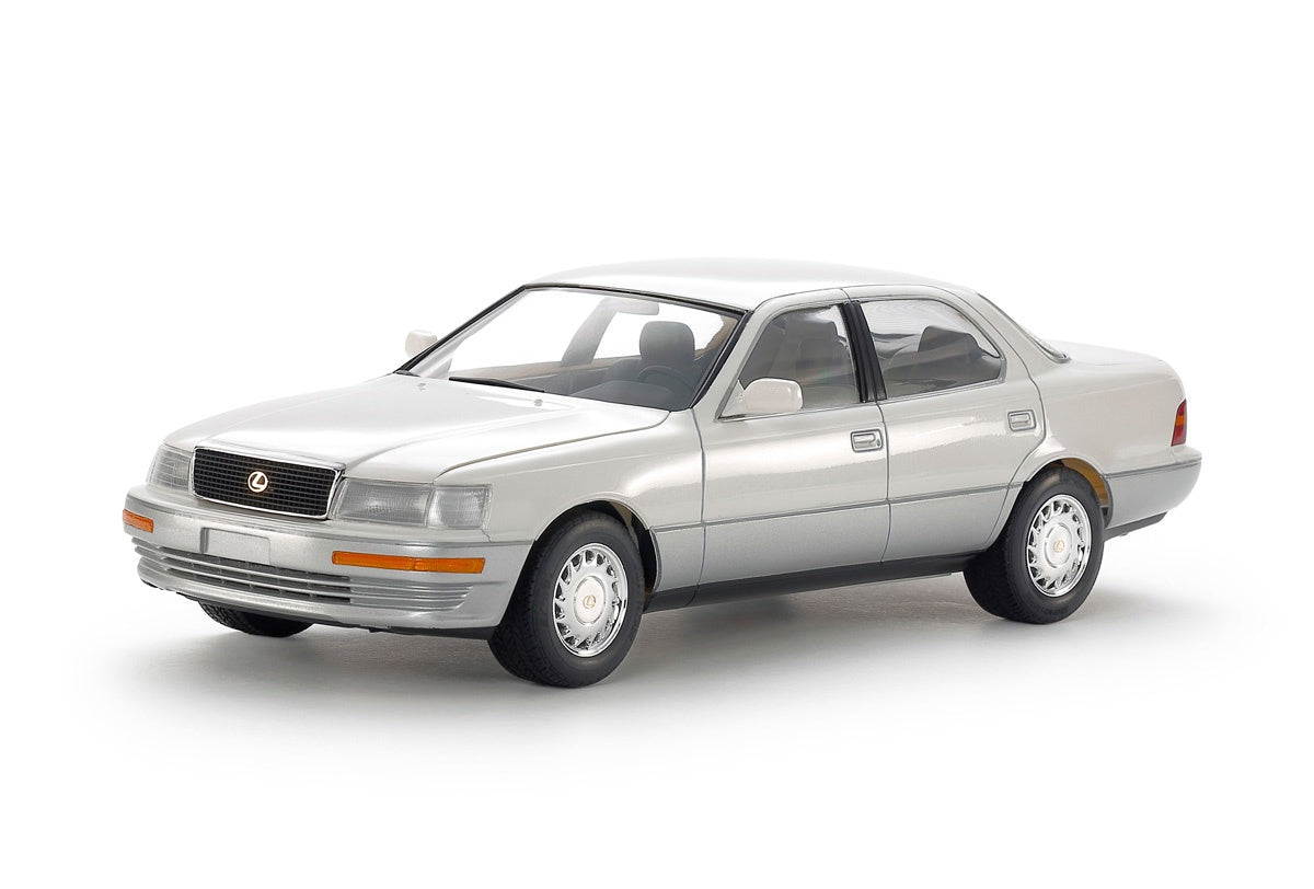 TAMIYA 1/24 Lexus LS 400 (UCF11L) Kit 24114