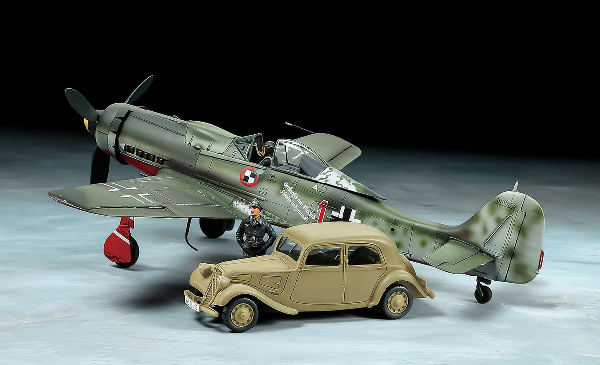 TAMIYA 1/48 Fw190 D-9 JV44 & 11CV