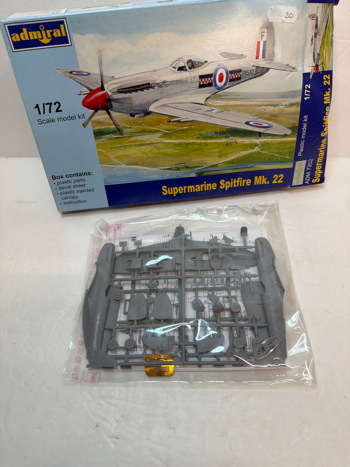 Admiral Supermarine Spitfire Mk.22 1/72 ADM7202 Plastic Model Kit Vintage