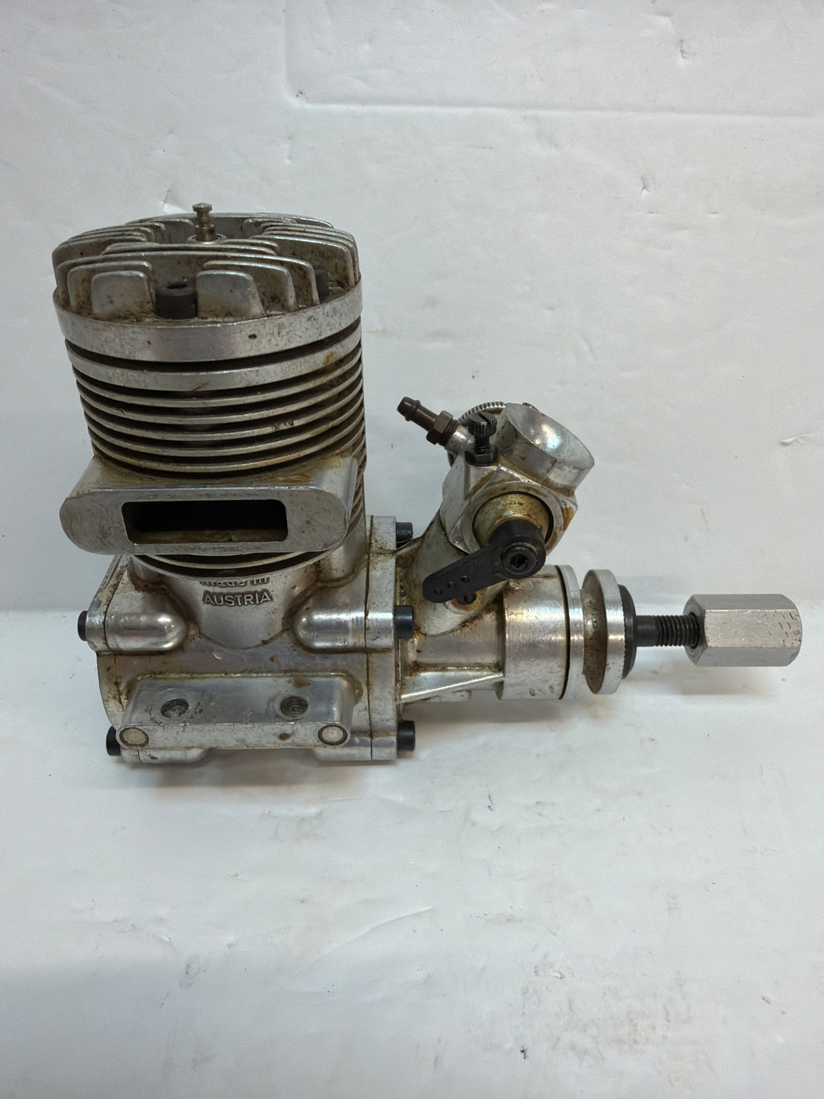 HP 61 2-Stroke Glow Engine R/C Aircraft Engine – Second hand (Box 162)