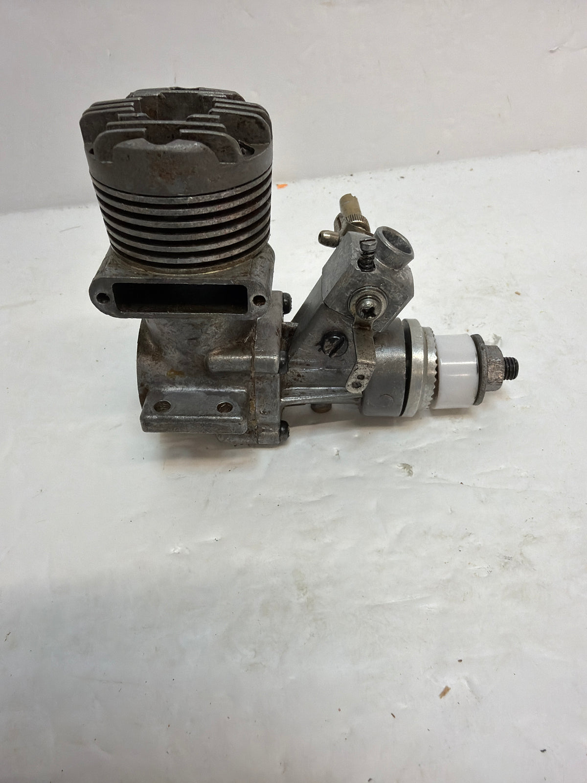 Enya 35 2-Stroke Glow Engine R/C Aircraft Engine – Second hand (Box 162)