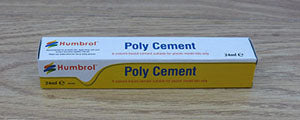1 x HUMBROL 24m POLY CEMENT