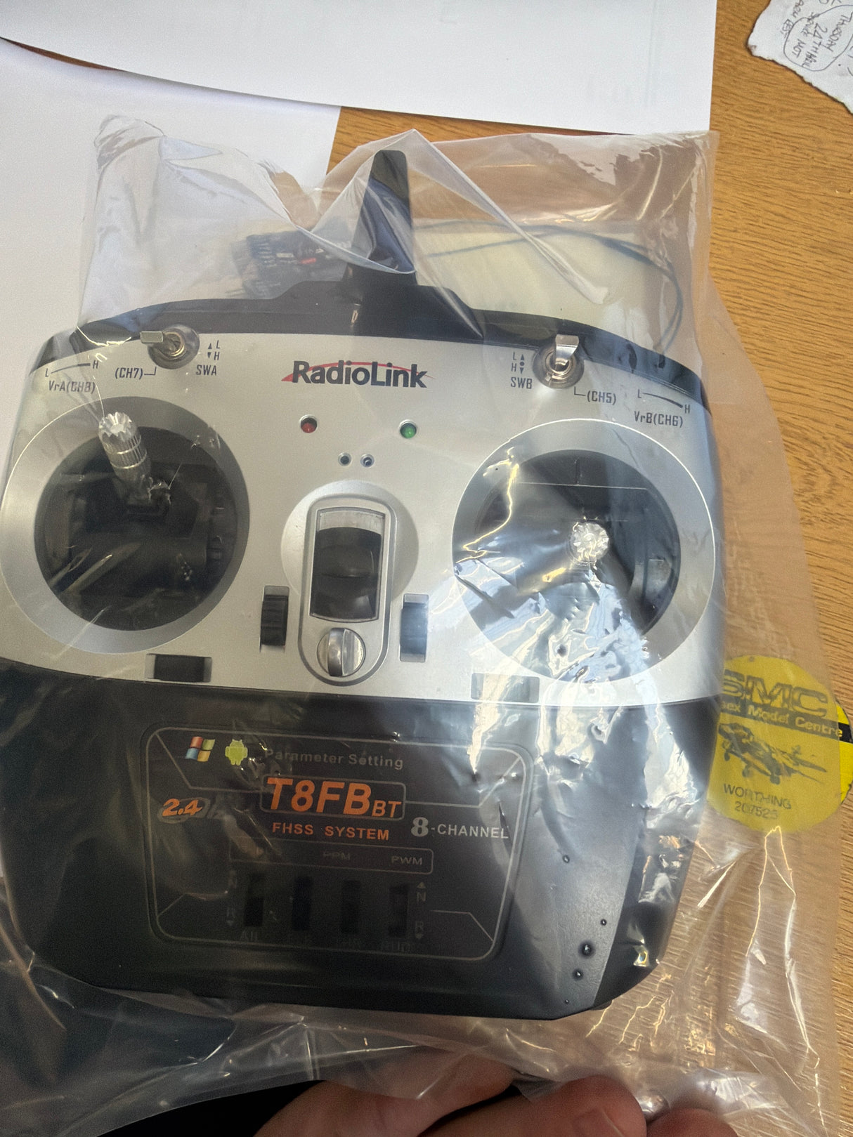 T8FB 2.4GHz 8-Channel Transmitter with 2 x R8EF Receivers (Bluetooth) Second hand