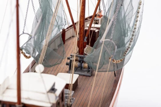Billings BB474 1:33 CUX 87 (Krabbenkutter) - wooden hull Kit 428329