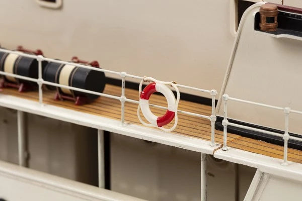 Billing Boats BB560 1:45 Calypso - plastic hull Kit 428340