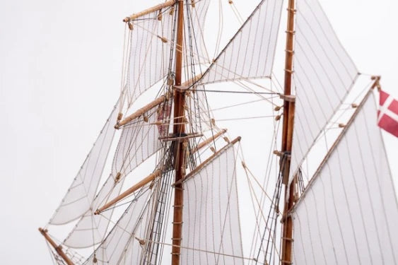 Billing Boats BB578 1:50 Lilla Dan -Wooden hull Kit 428344