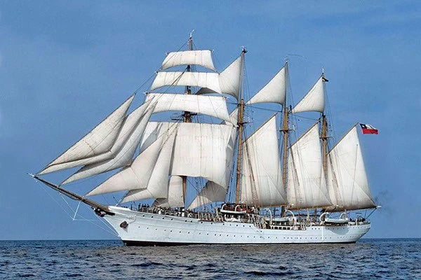 Billing Boats BB730 1:100 Esmeralda Special Edition -Wooden hull Kit 428368