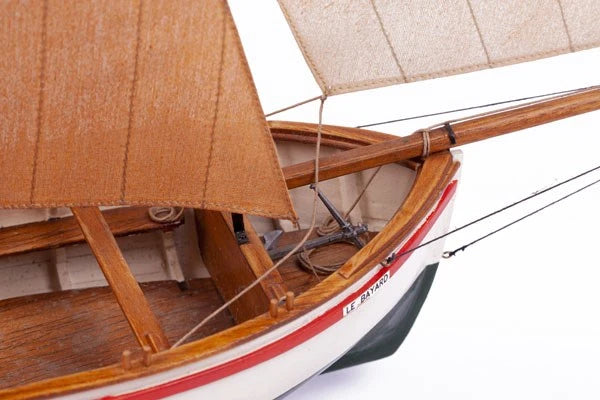 Billings BB906 1:30 LE BAYARD - Wooden hull Kit (428838)