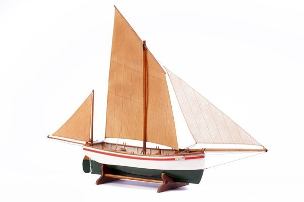 Billings BB906 1:30 LE BAYARD - Wooden hull Kit (428838)
