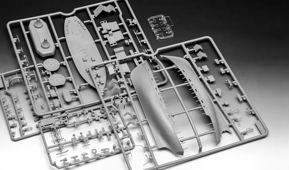 Revell 1/144 Kriegsfischkutter Kit 05242