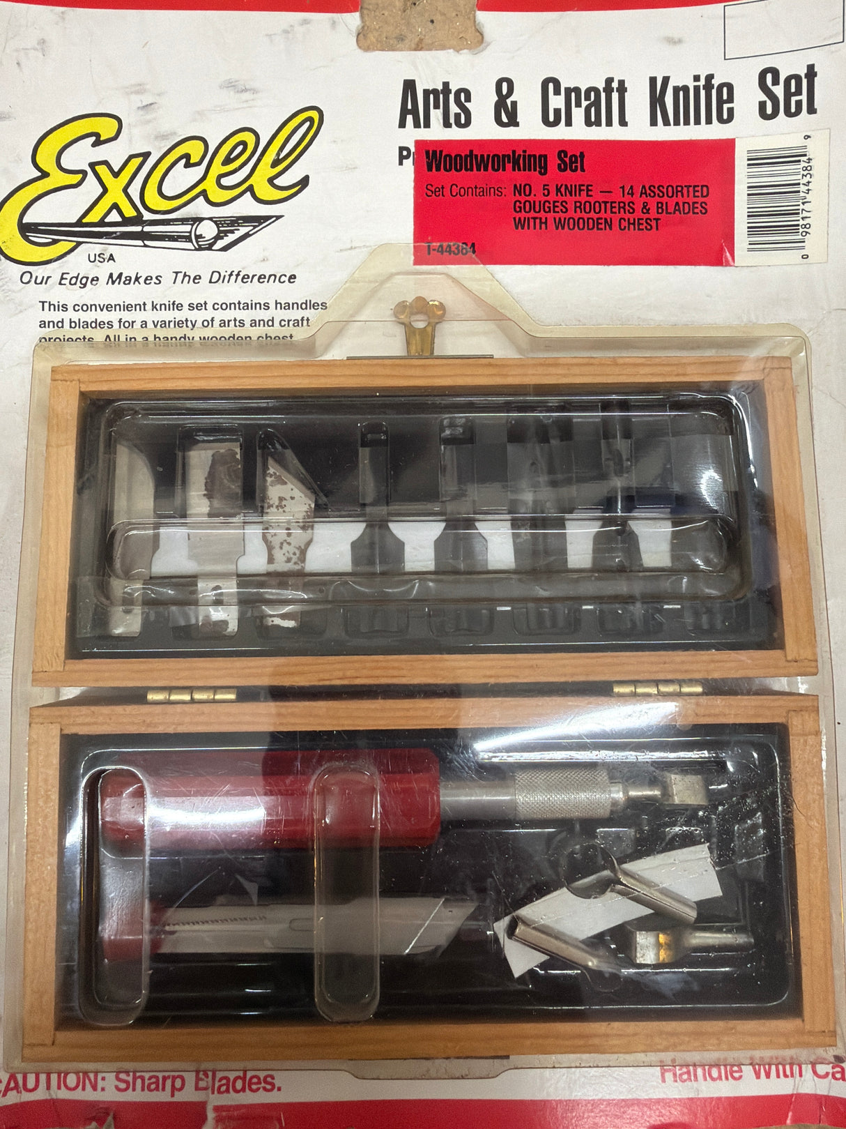Woodworking Set Wooden Box (Boxed) (Damaged blades /rusty blades)