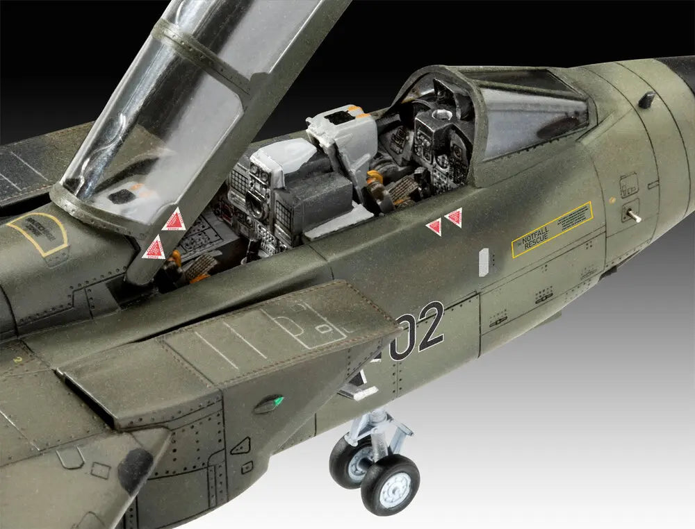 Revell 1/72 Tornado Twin Pack - 50th Anniversary of Panavia Tornado Kit 03801