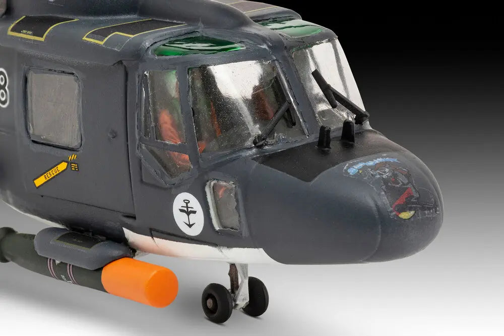 Revell 1/72 Westland Lynx Mk.88 kit 03805