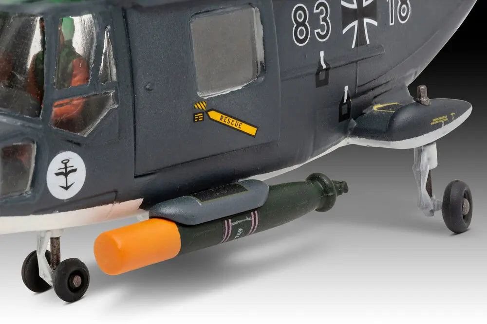 Revell 1/72 Westland Lynx Mk.88 kit 03805