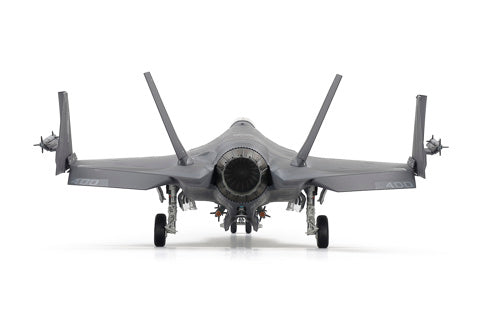 Tamiya 1/48 F-35C Lightning II Kit 61127