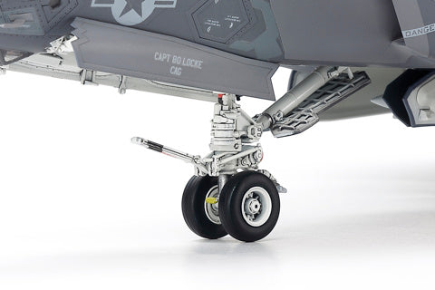 Tamiya 1/48 F-35C Lightning II Kit 61127