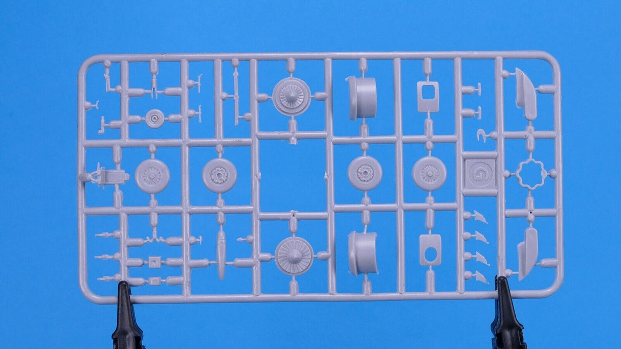 Sova-M 1/72 EMB-1451MP/ASW (P-99) maritime patrol kit 72054