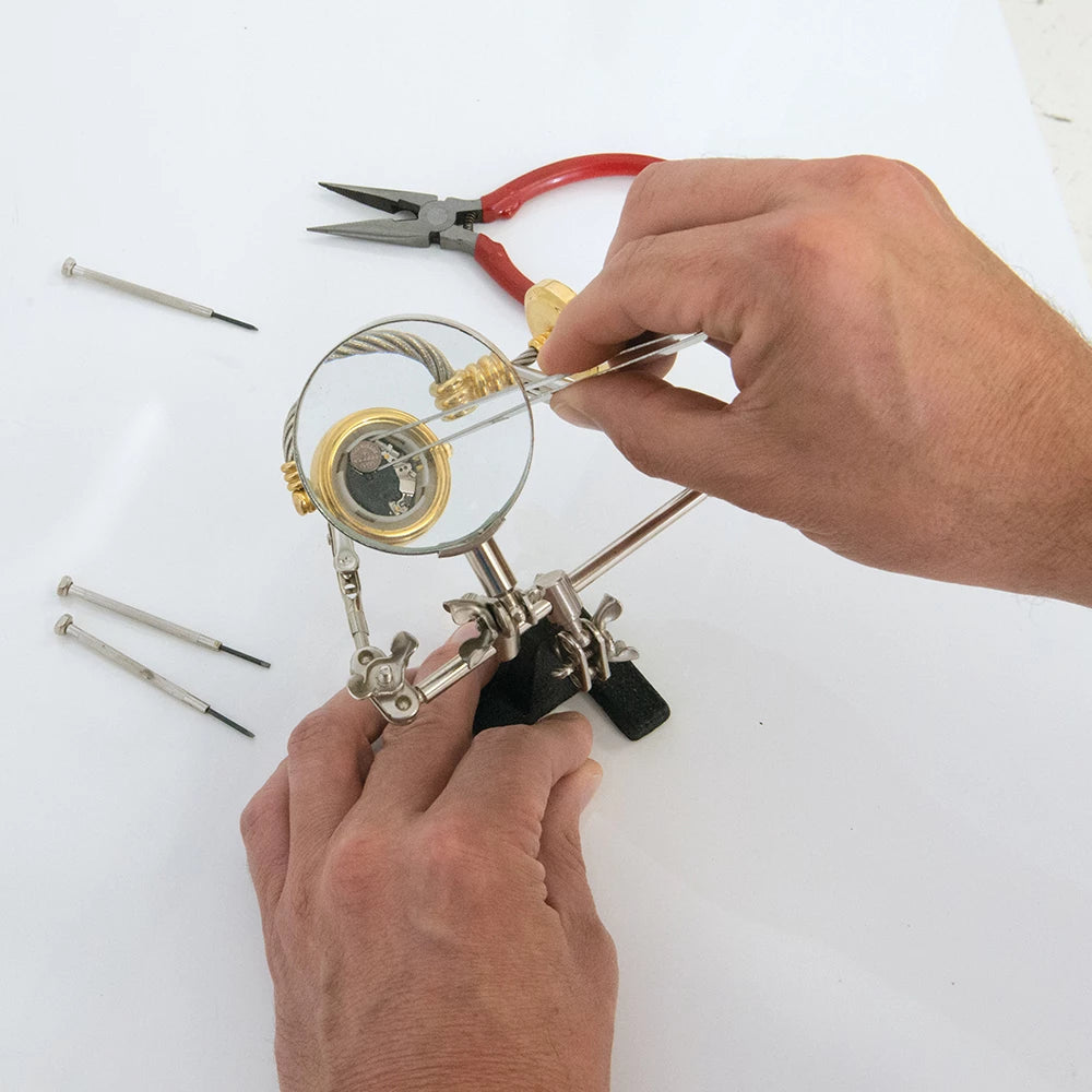 Silverline Helping Hands with Lens 63mm 2.5x