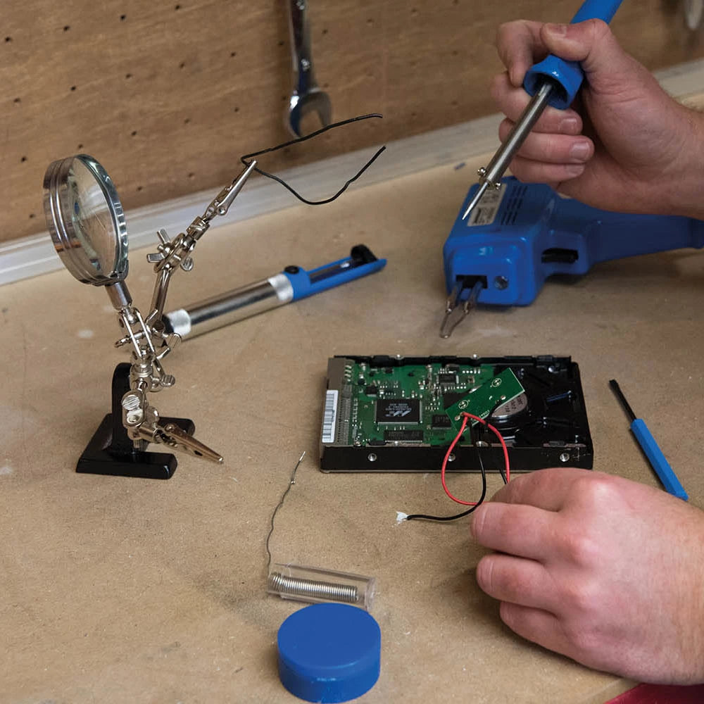 Silverline Helping Hands with Lens 63mm 2.5x