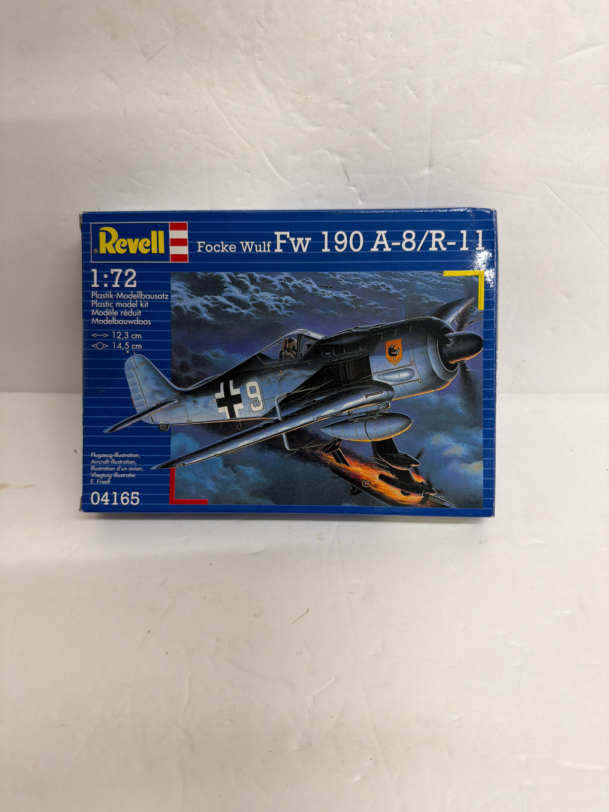 Revell Focke-Wulf Fw 190 A-8/R-11 Plastic Model Kit 1:72