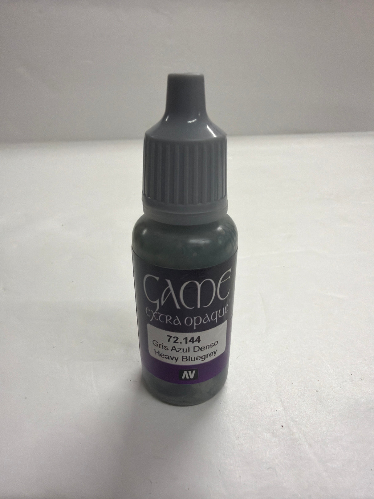 AV Acrylicos Vallejo Acrylic Paint Brush on Heavy Bluegray 72.144