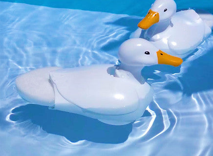 TAMIYA Walking & Swimming Duck 70270