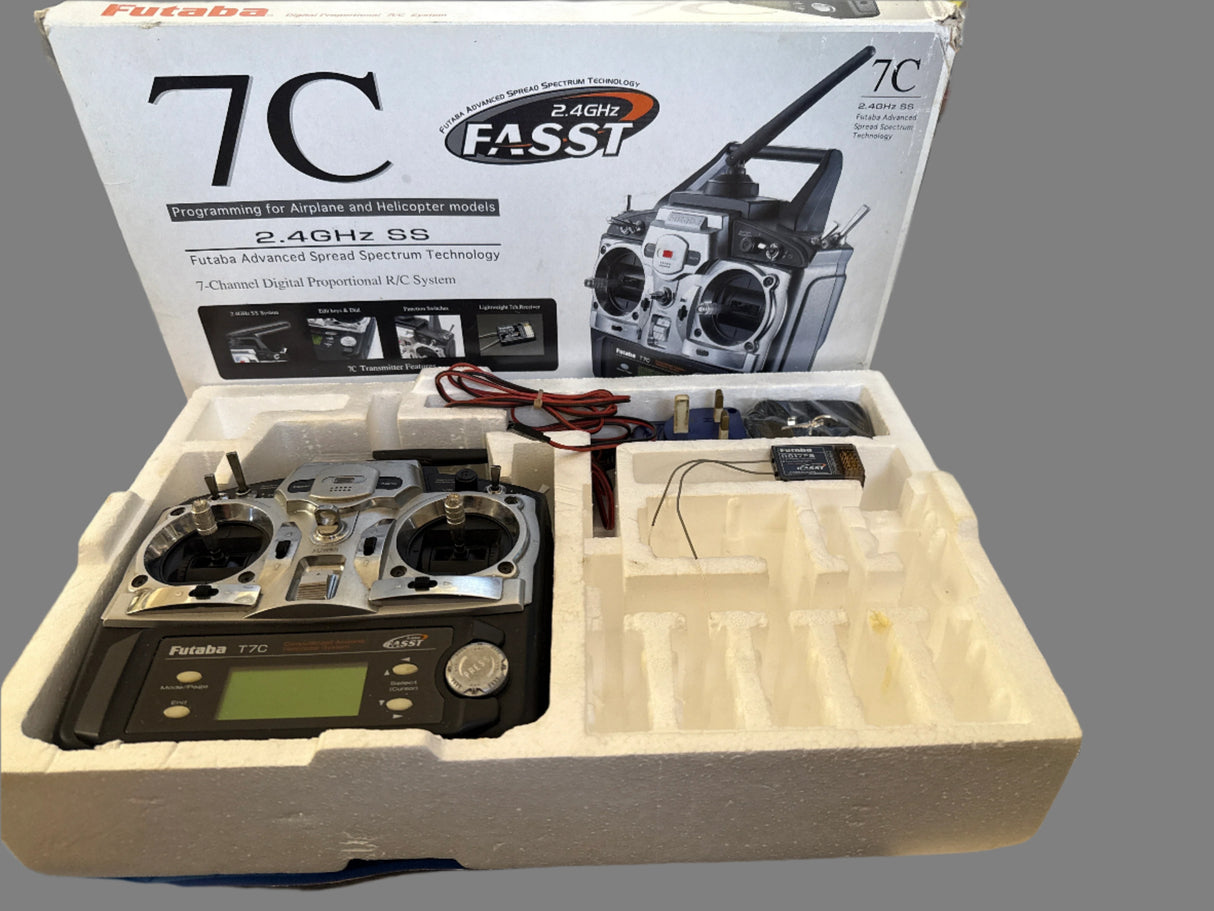 Futaba 7c 2.4GHz FASST Radio with R617FS Rx and Charger - SECOND HAND