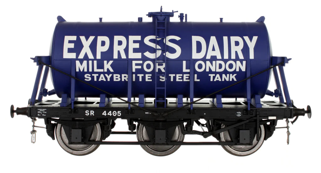 6 Wheel Milk Tanker Express Dairies 4405