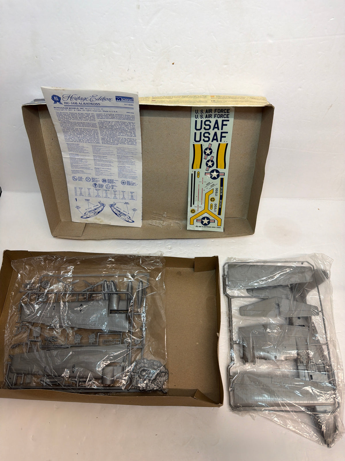 Monogram HU-16B Albatross Heritage Edition 1/72