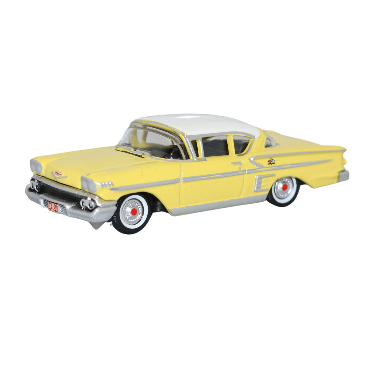Oxford 1958 Chevrolet Impala Sport Coupe Colonial Cream/White 1:87 Scale HO Scale