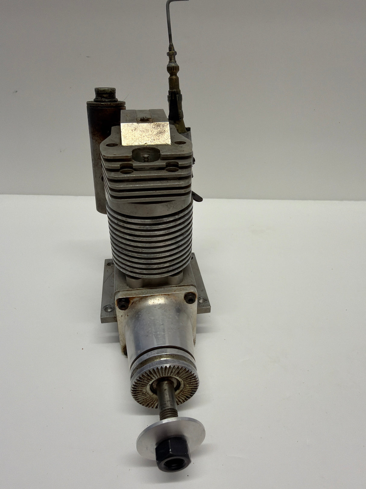 Second Hand engine Glow 4-stroke Laser 90 (Box 63)