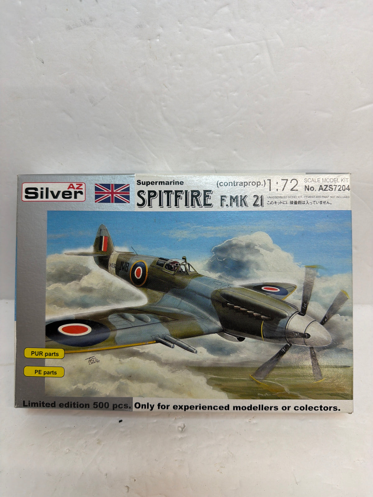 AZ Silver Supermarine Spitfire F.Mk.21 (Contraprop) 1/72 AZS7204 Vintage Plastic Aircraft Kits