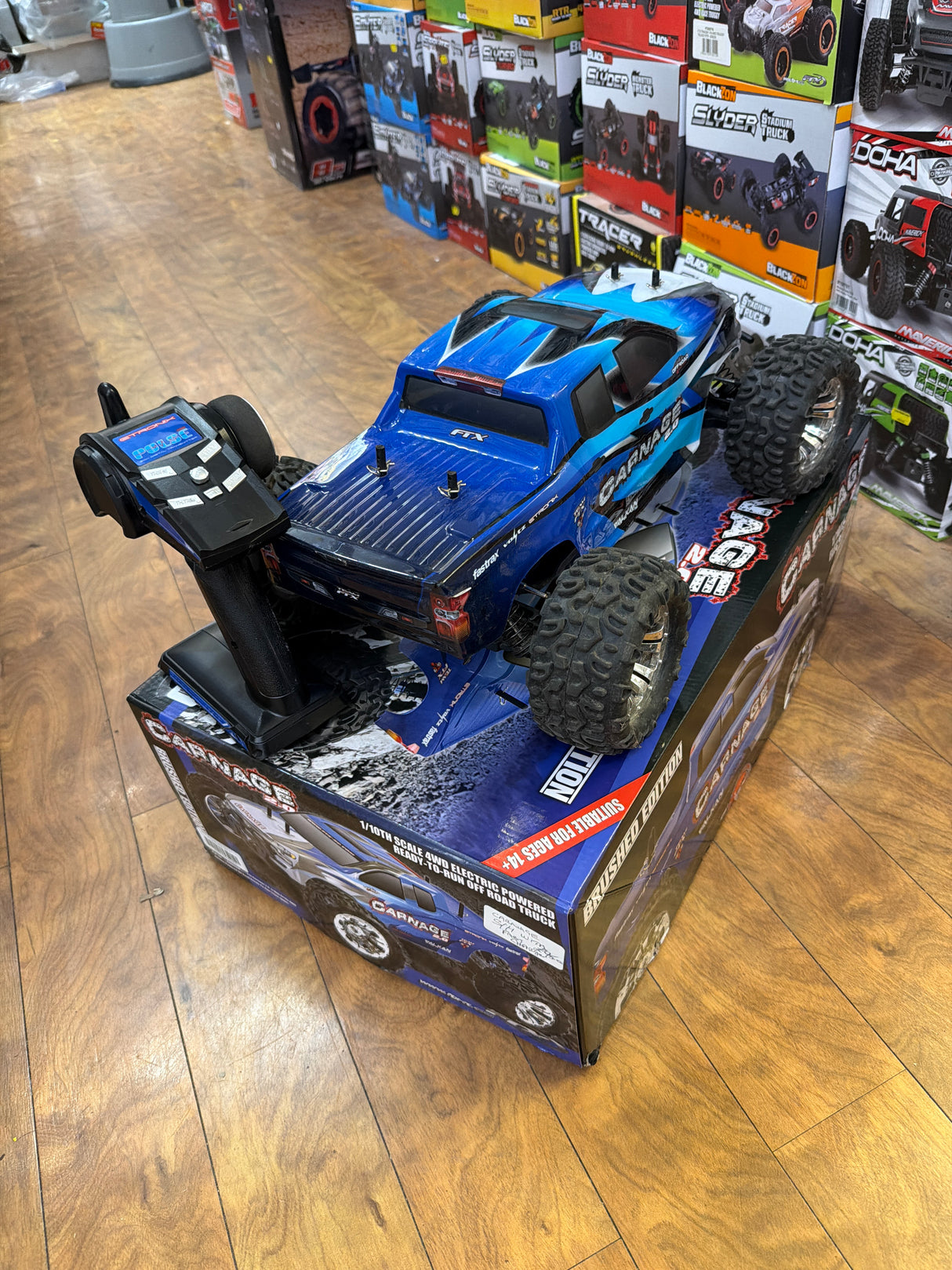 Second Hand FTX CARNAGE 2.0 1/10 BRUSHED TRUCK 4WD Ready to Run - BLUE Second Hand