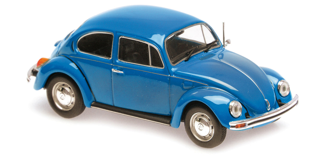 Maxichamps Die Cast Collectables - 1:43 1983 Volkswagen 1200L - Blue